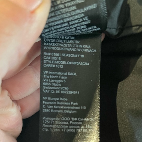 The north face down filled puffer jacket - Picture 11 of 11
